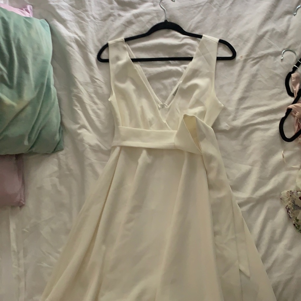 Deep v neck white tie dress